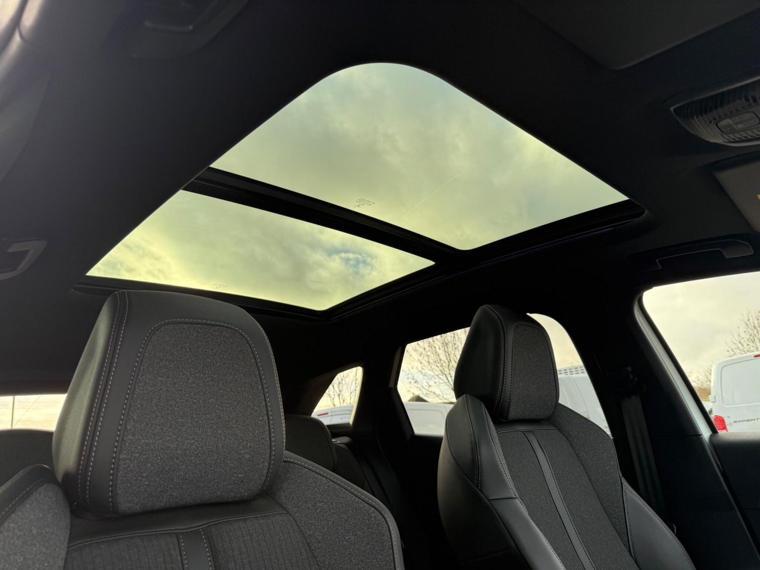 Used Peugeot 3008 2019 for sale - 77413200: Photo 3