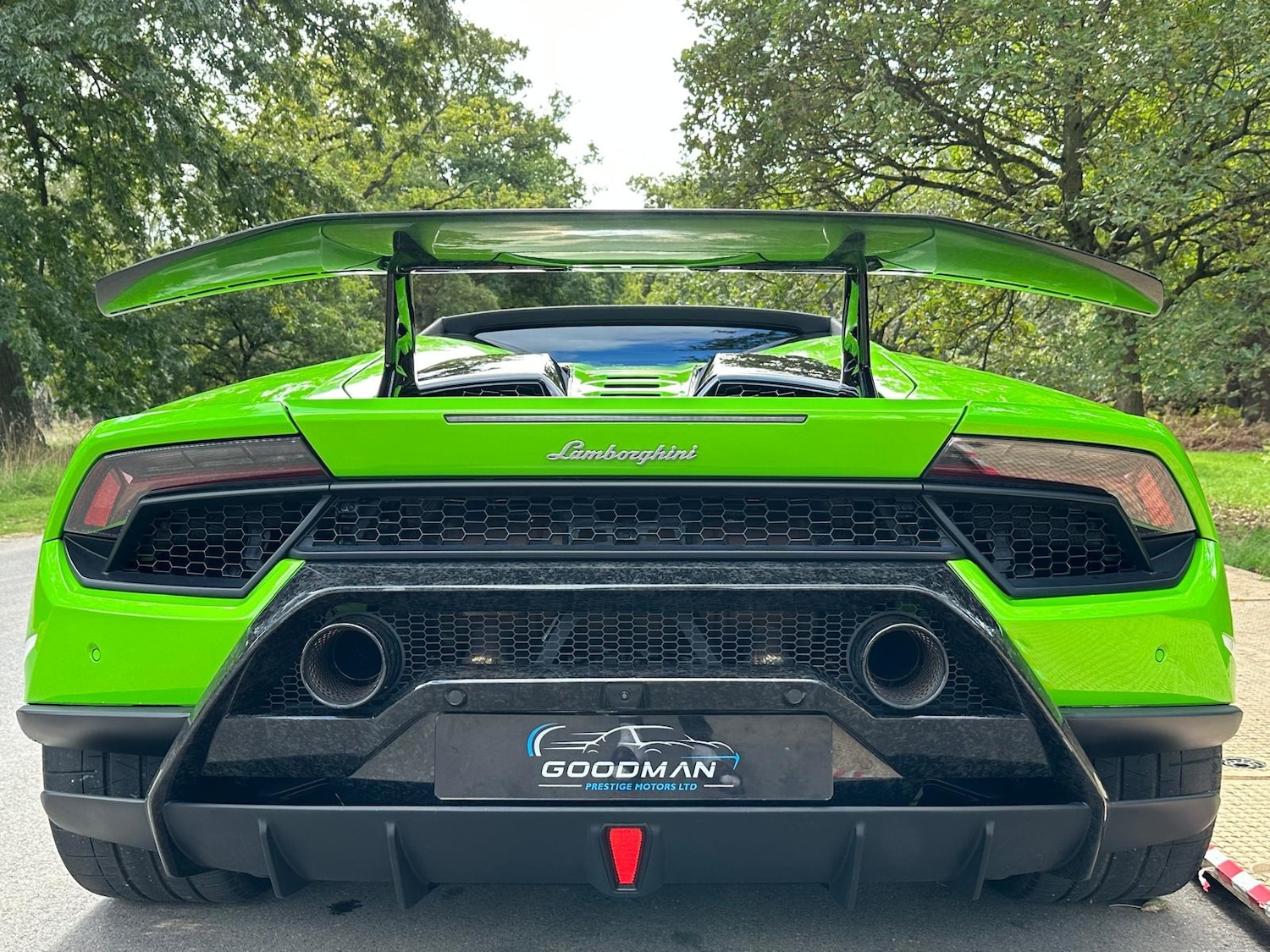 Used Lamborghini Huracan 2018 for sale - 77127395: Photo 2