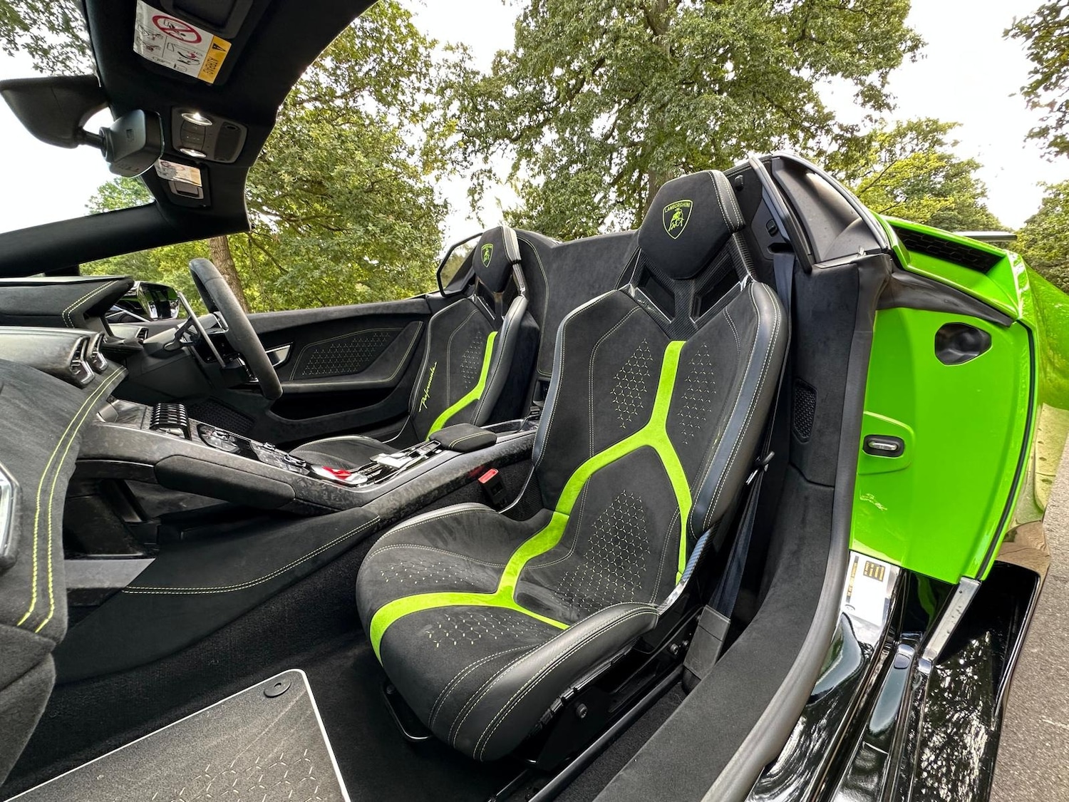 Used Lamborghini Huracan 2018 for sale - 77127395: Photo 23