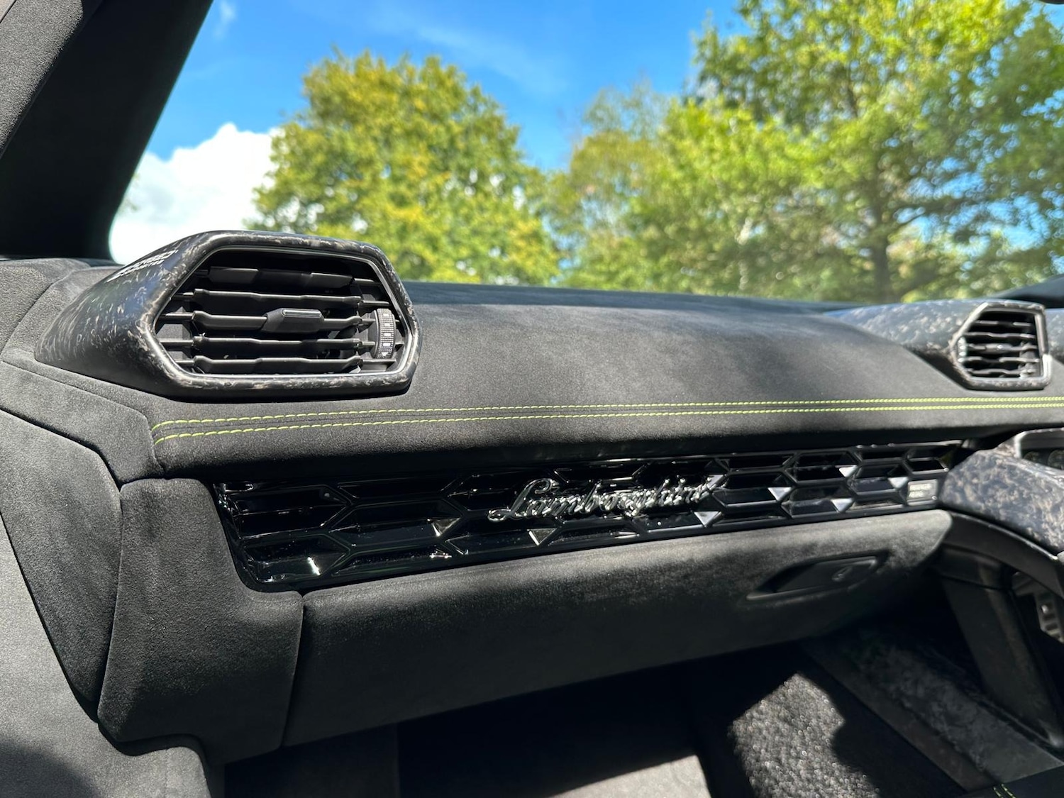 Used Lamborghini Huracan 2018 for sale - 77127395: Photo 26