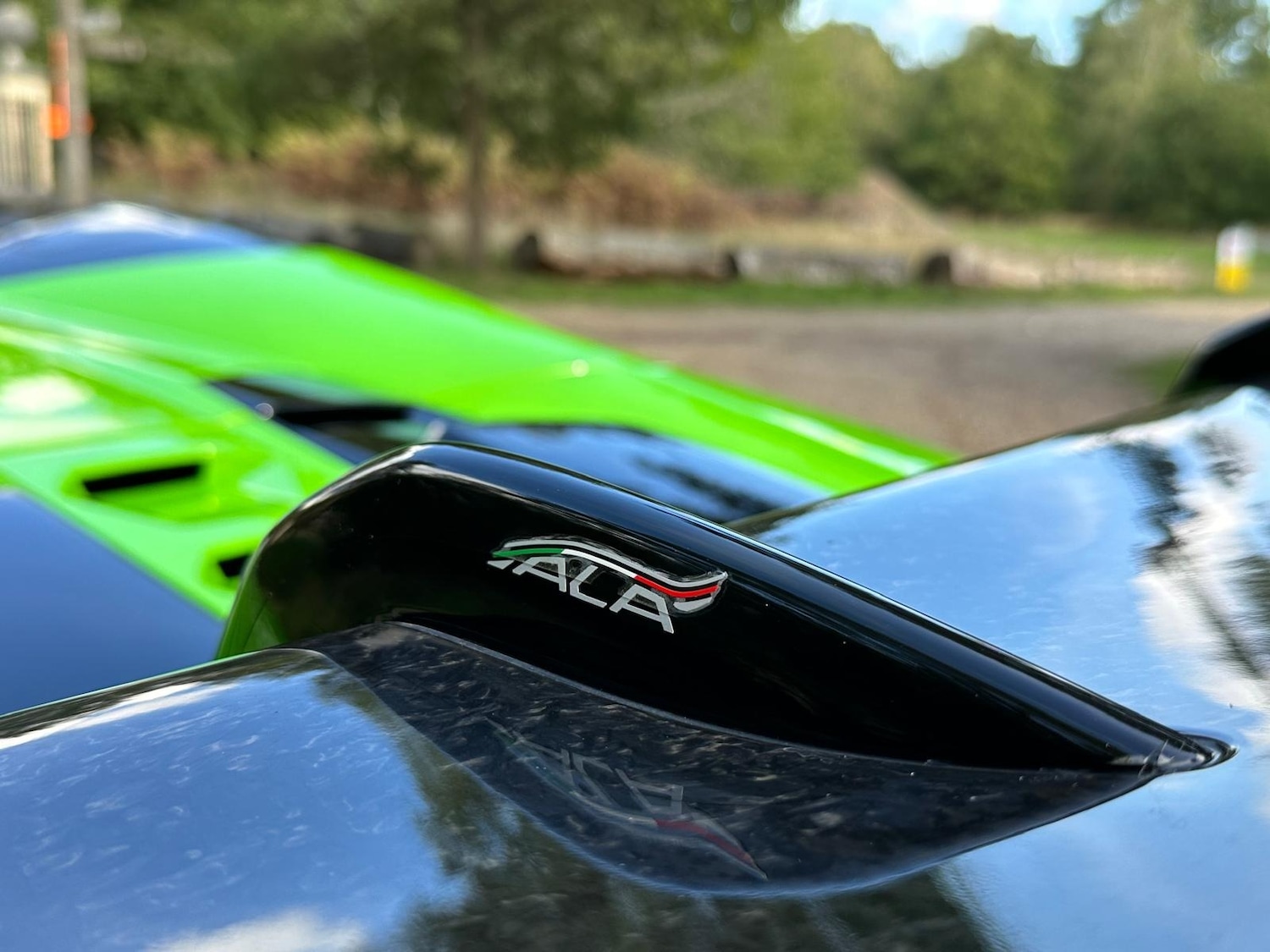 Used Lamborghini Huracan 2018 for sale - 77127395: Photo 38