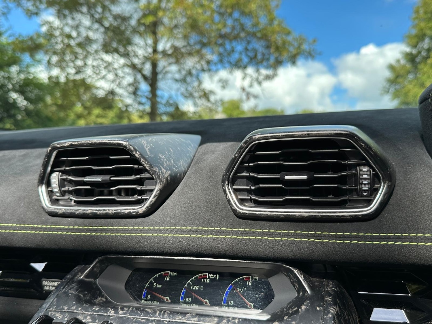 Used Lamborghini Huracan 2018 for sale - 77127395: Photo 61