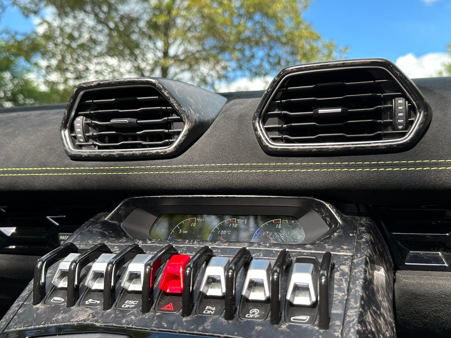 Used Lamborghini Huracan 2018 for sale - 77127395: Photo 62