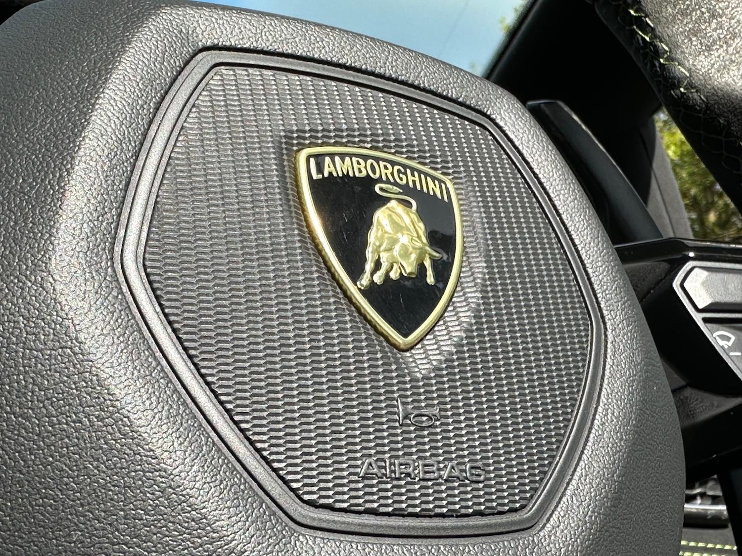 Used Lamborghini Huracan 2018 for sale - 77127395: Photo 73