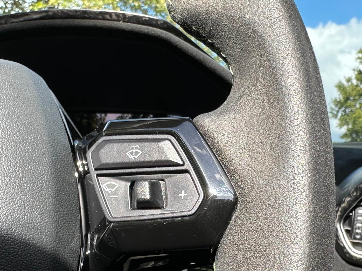 Used Lamborghini Huracan 2018 for sale - 77127395: Photo 75