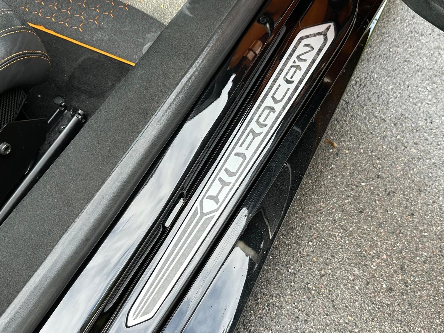 Used Lamborghini Huracan 2018 for sale - 77127561: Photo 41