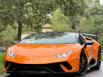 Used Lamborghini Huracan 2018 for sale - 77127561: Photo
