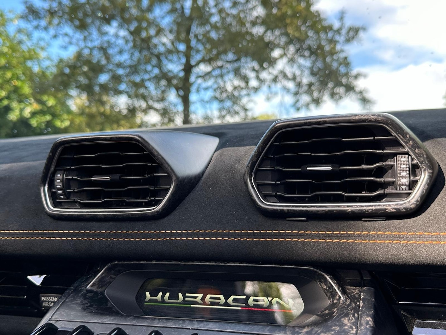 Used Lamborghini Huracan 2018 for sale - 77127561: Photo 55