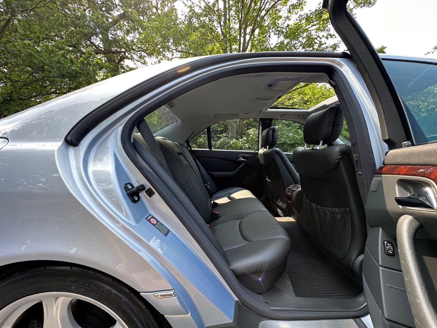 Vehicle 29