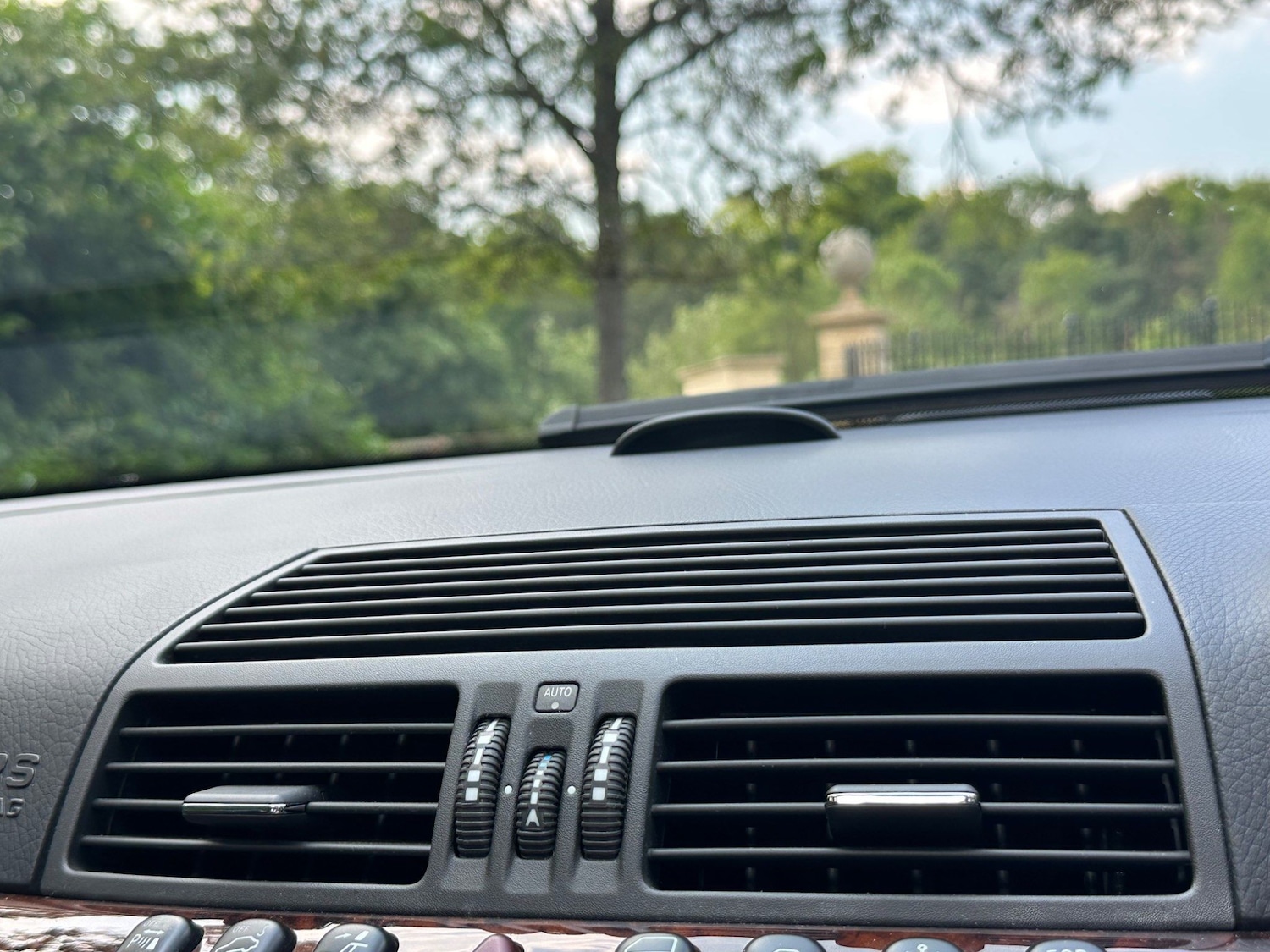 Vehicle 44