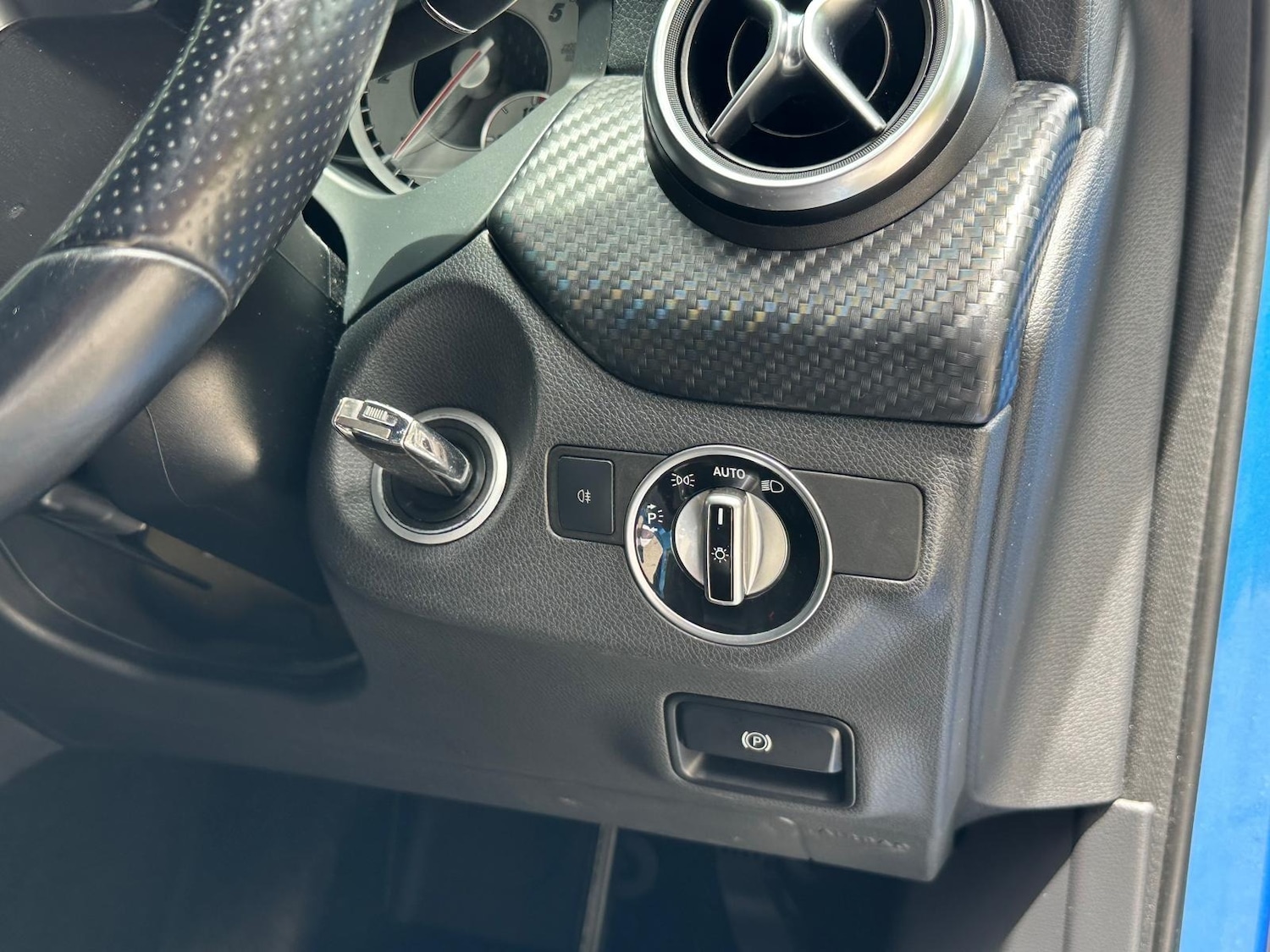 Used Mercedes-Benz A-Class 2013 for sale - 77127377: Photo 44