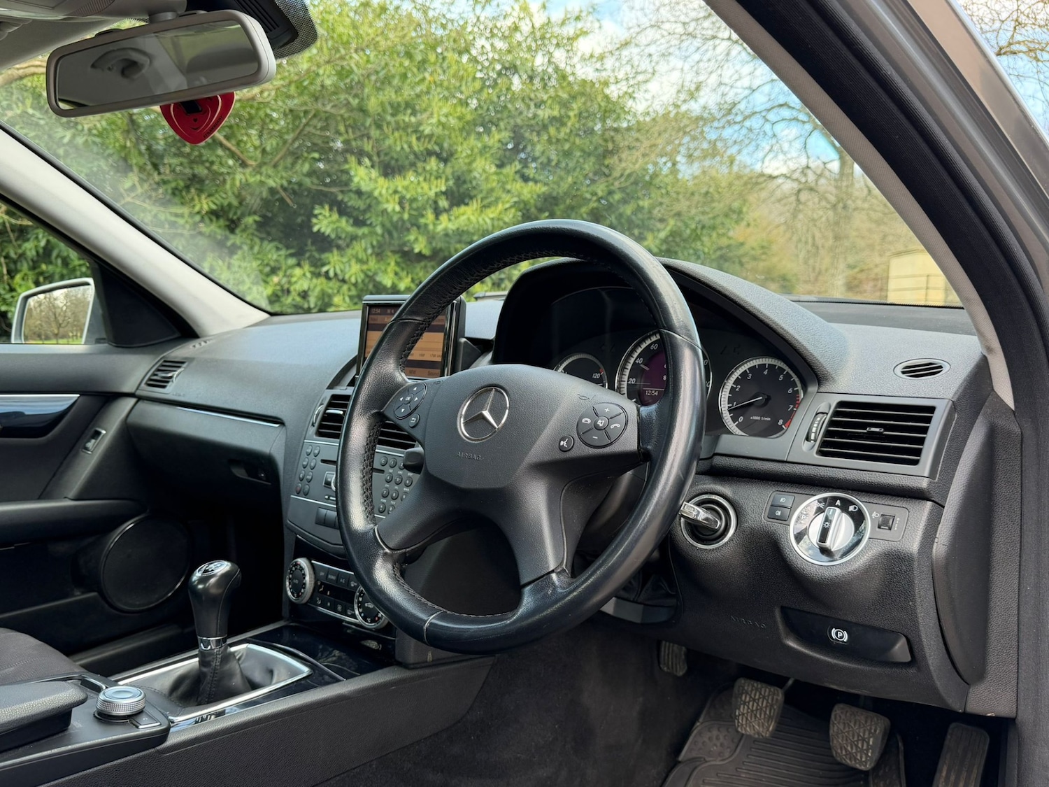 Used Mercedes-Benz C Class 2011 for sale - 77928033: Photo 21