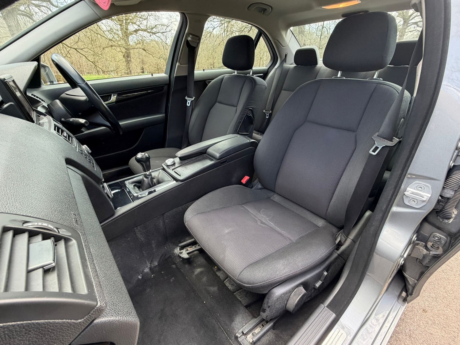 Used Mercedes-Benz C Class 2011 for sale - 77928033: Photo 25