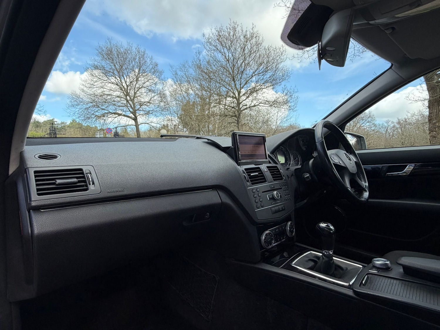 Used Mercedes-Benz C Class 2011 for sale - 77928033: Photo 27