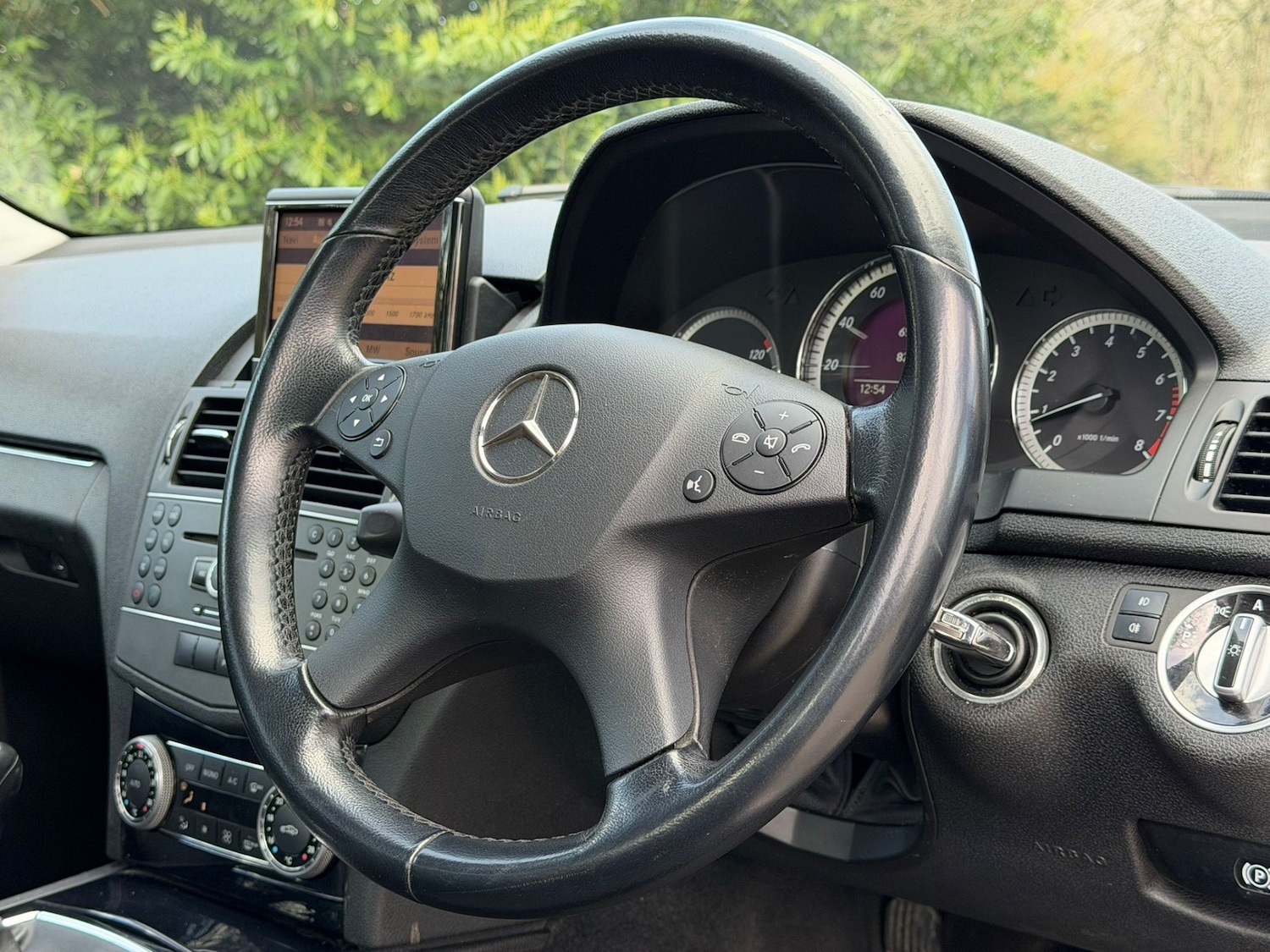 Used Mercedes-Benz C Class 2011 for sale - 77928033: Photo 28