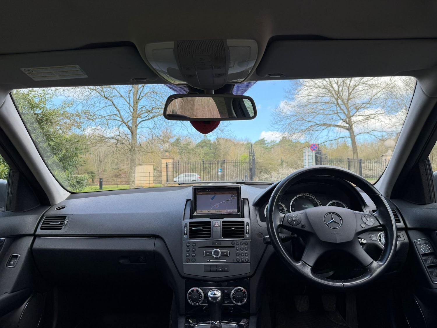 Used Mercedes-Benz C Class 2011 for sale - 77928033: Photo 37