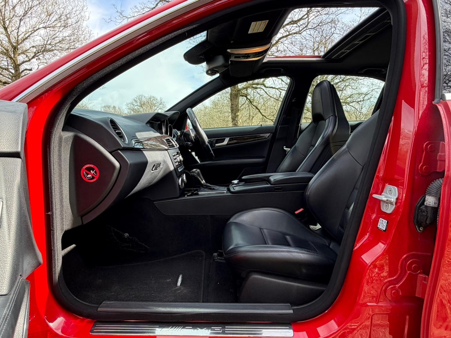 Used Mercedes-Benz C Class 2011 for sale - 77927987: Photo 34