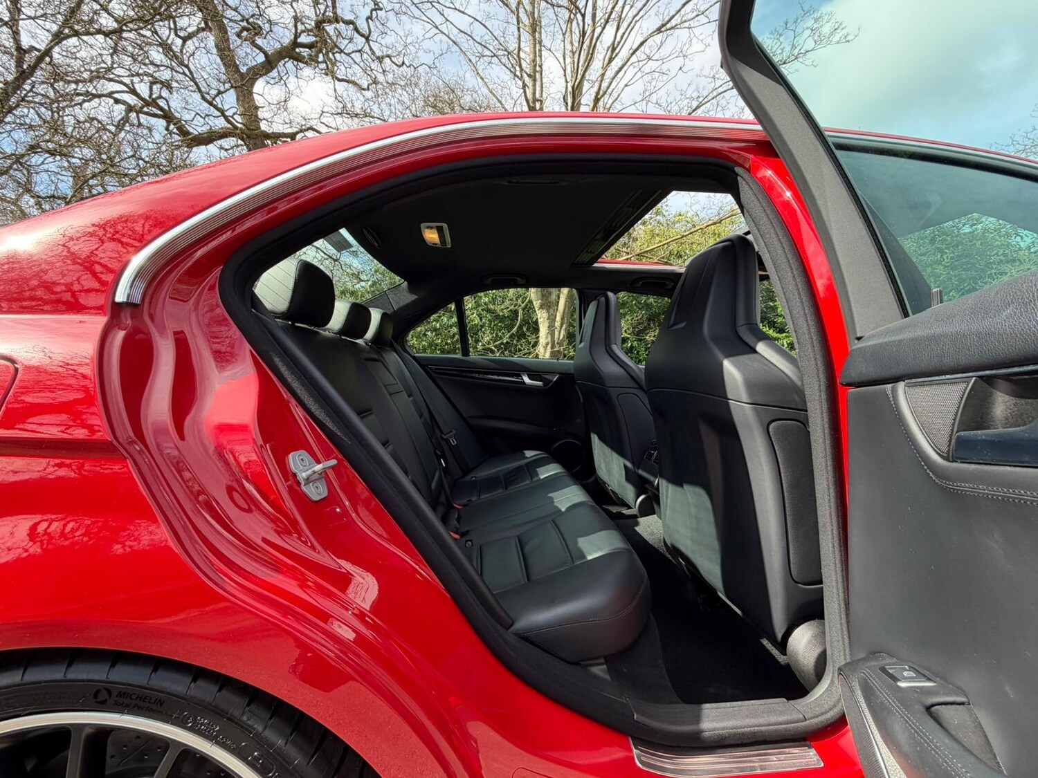 Used Mercedes-Benz C Class 2011 for sale - 77927987: Photo 38