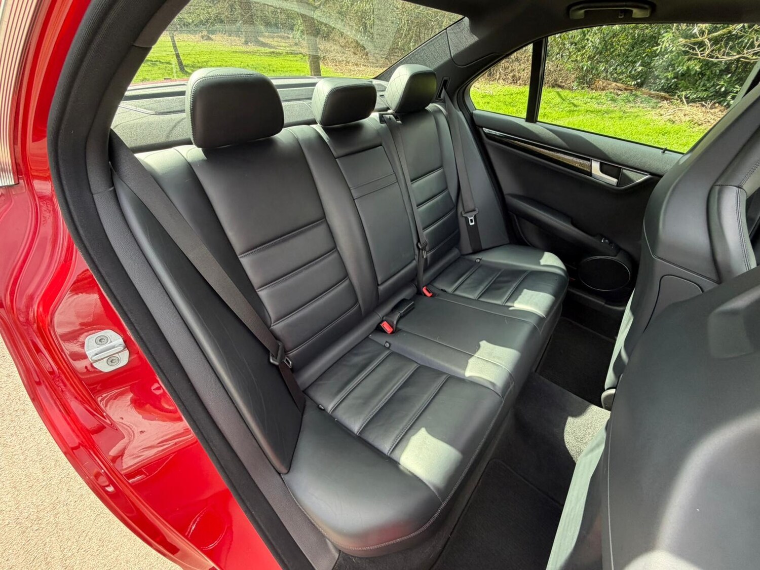 Used Mercedes-Benz C Class 2011 for sale - 77927987: Photo 39