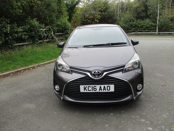 Used Toyota Yaris 2016 for sale - 76313081: Photo 3