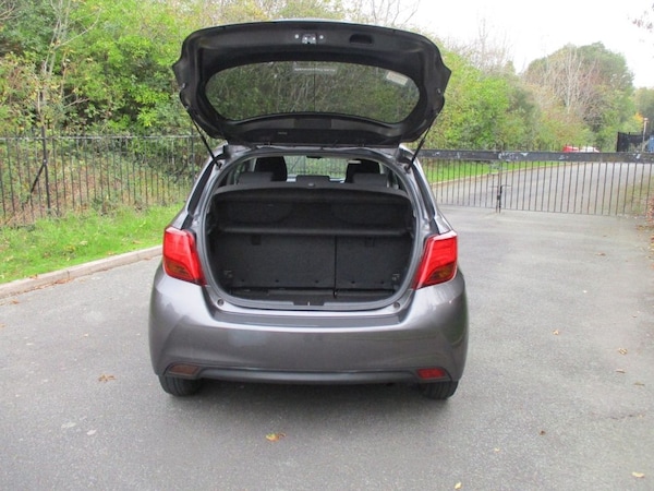 Used Toyota Yaris 2016 for sale - 76313081: Photo 4