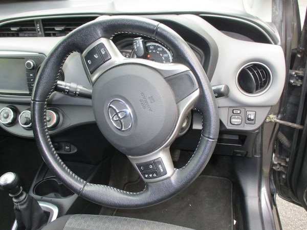 Used Toyota Yaris 2016 for sale - 76313081: Photo 9