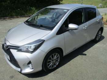 Used Toyota Yaris 2016 for sale - 74876928: Photo