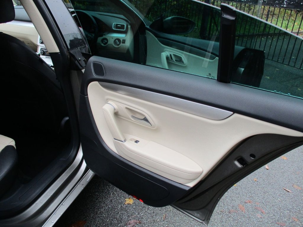 Used Volkswagen Passat 2011 for sale - 76582813: Photo 12