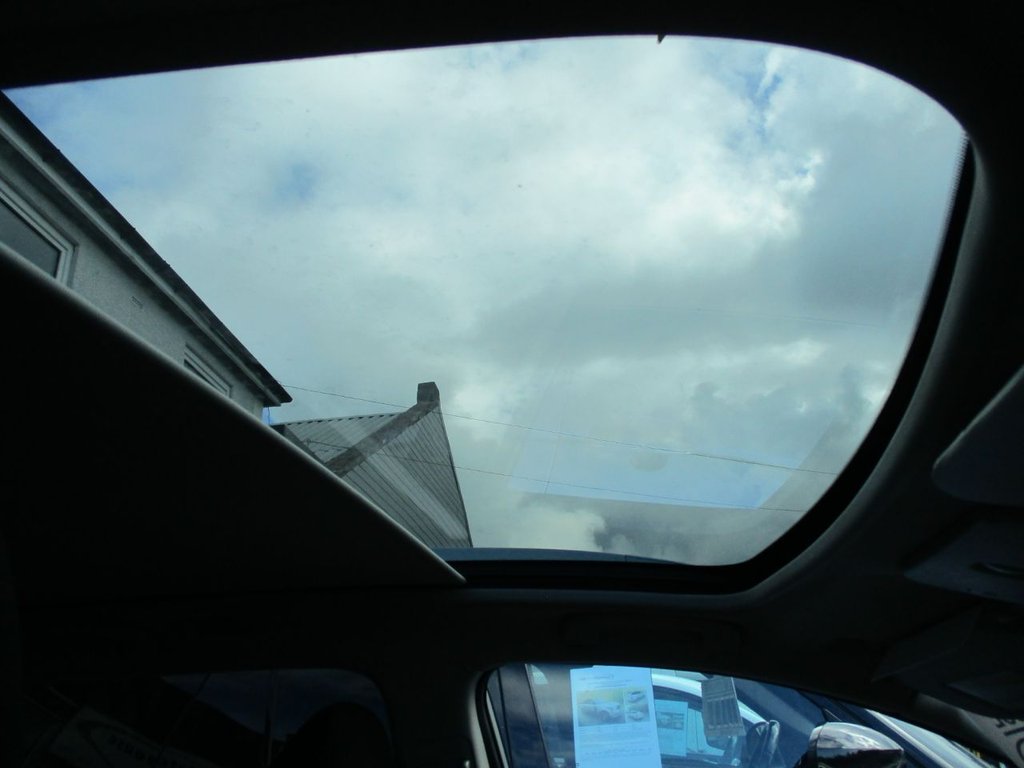 Used Nissan Qashqai 2015 for sale - 76323633: Photo 5