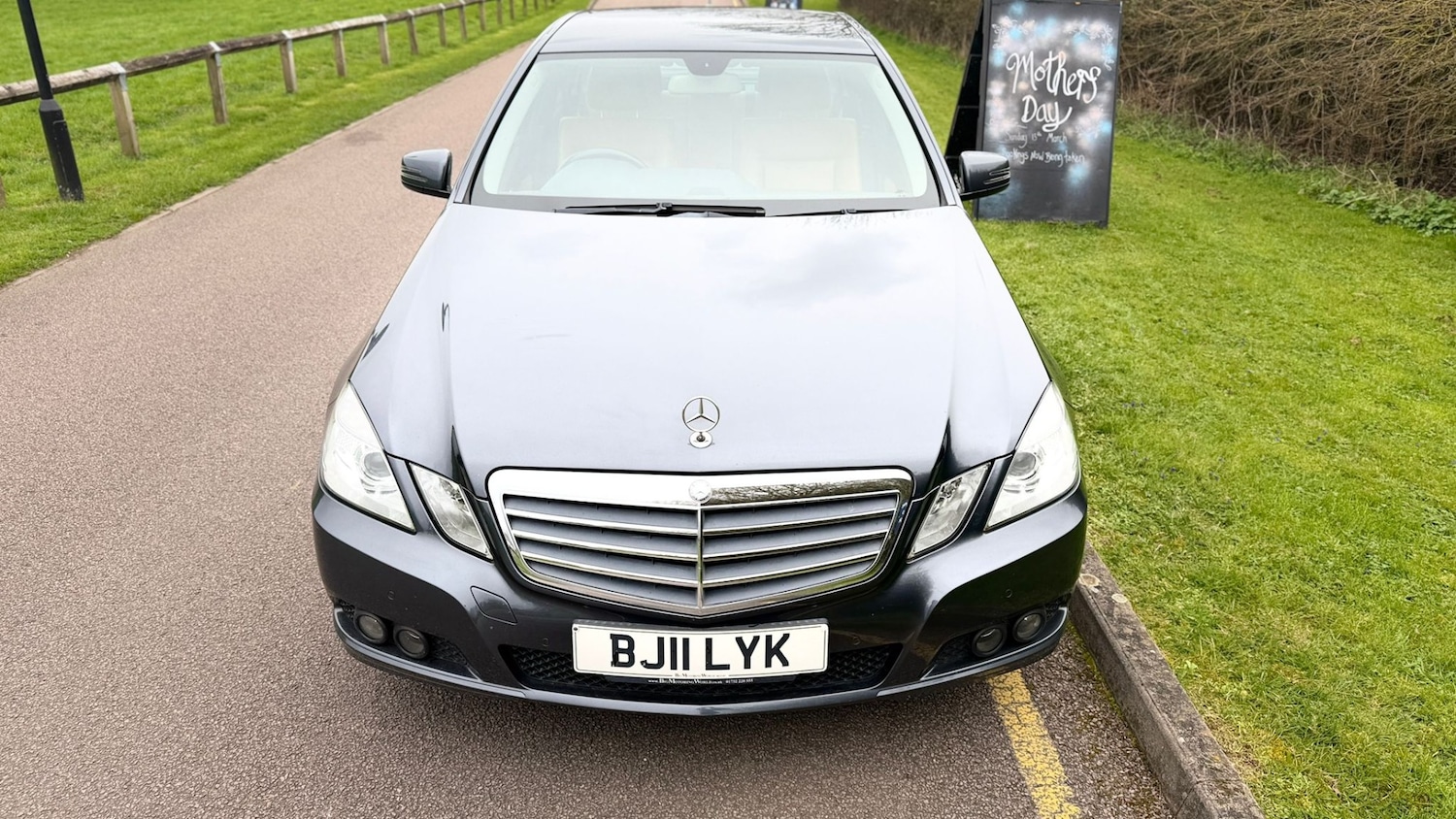 Used Mercedes-Benz E Class 2011 for sale - 77903150: Photo 3