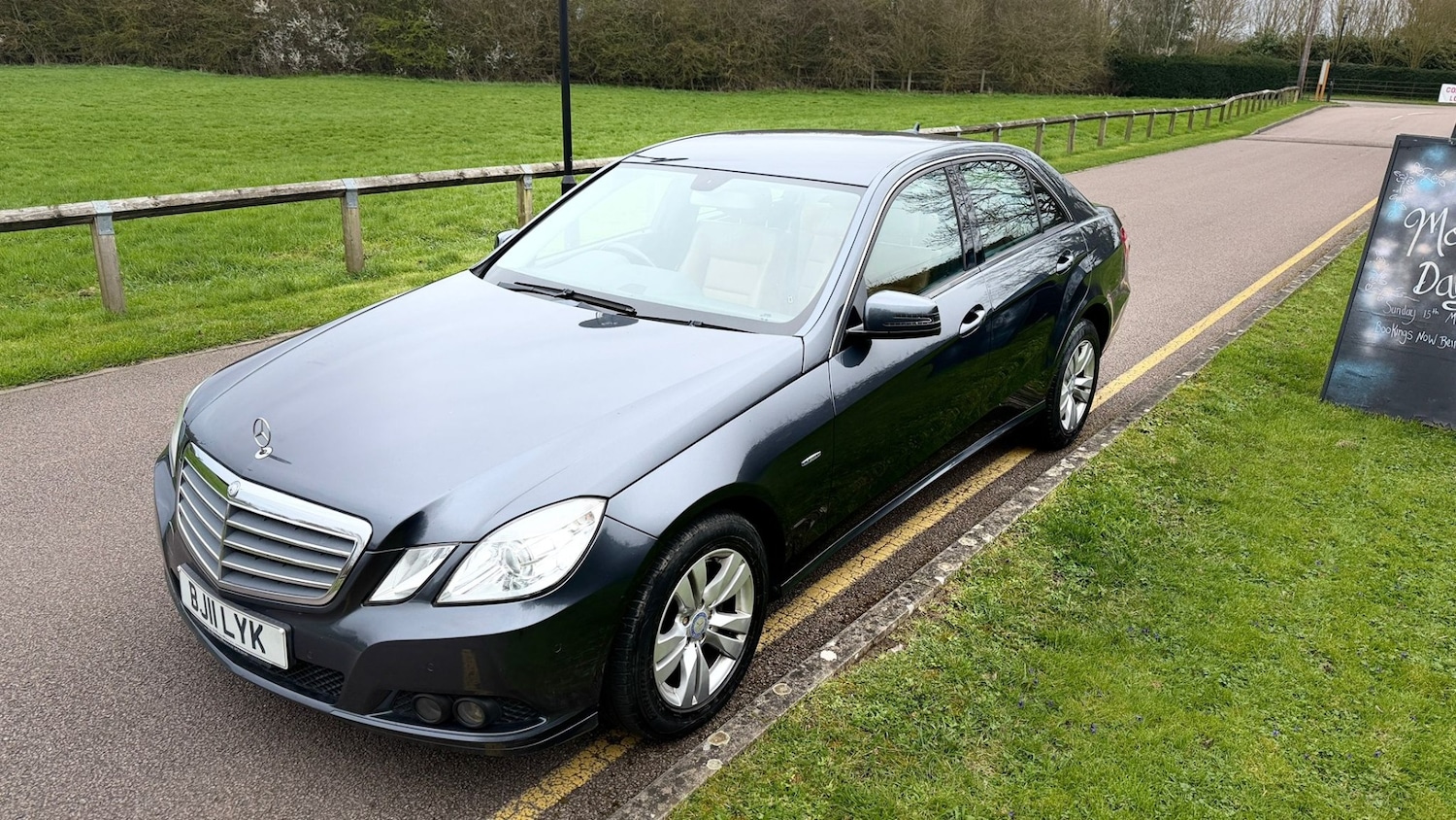 Used Mercedes-Benz E Class 2011 for sale - 77903150: Photo 5