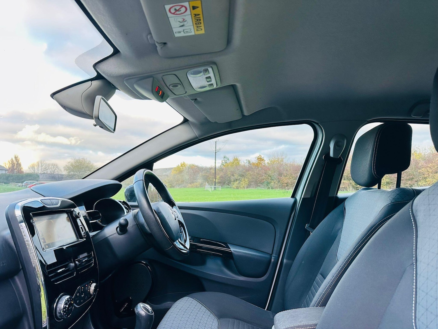 Used Renault Clio 2014 for sale - 76688512: Photo 26