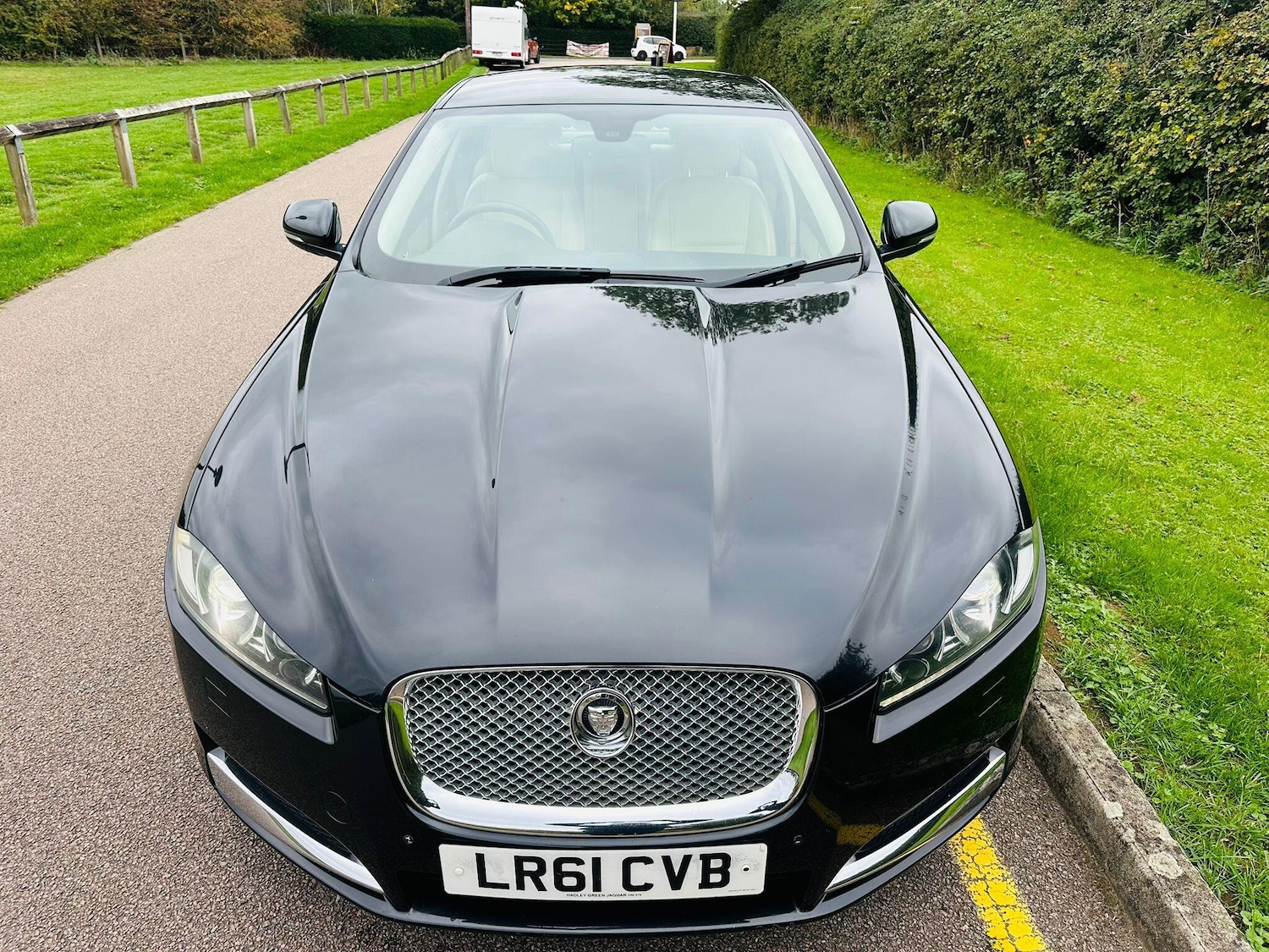 Used Jaguar XF 2011 for sale - 76689083: Photo 14