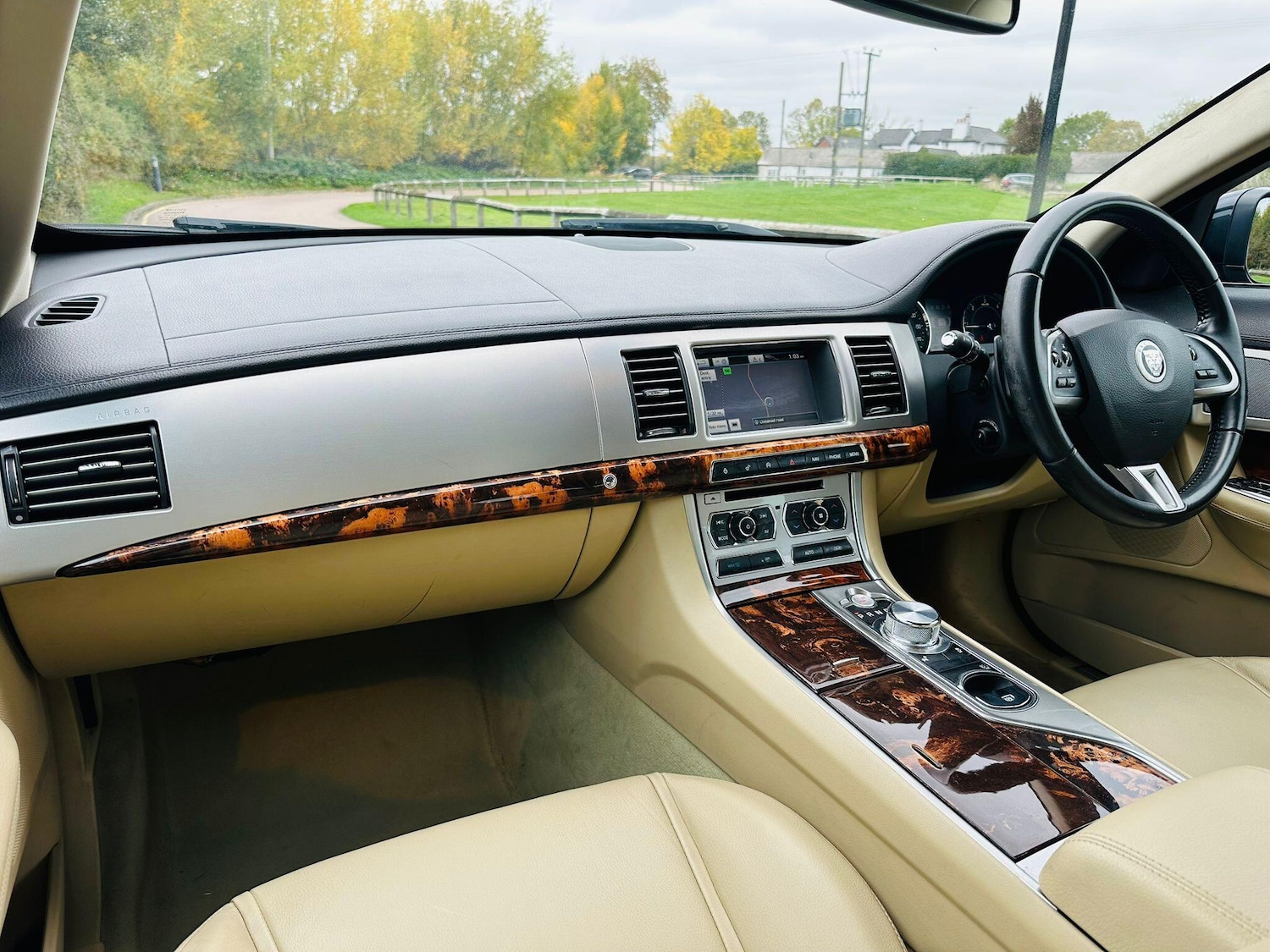 Used Jaguar XF 2011 for sale - 76689083: Photo 22