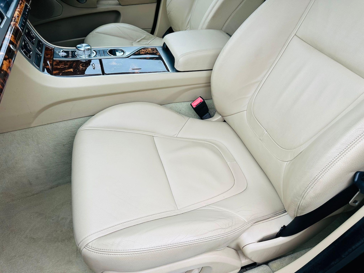 Used Jaguar XF 2011 for sale - 76689083: Photo 39