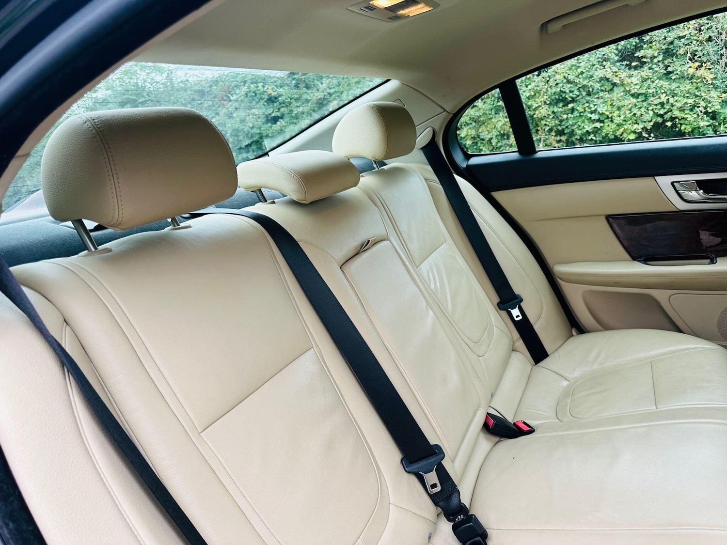 Used Jaguar XF 2011 for sale - 76689083: Photo 44