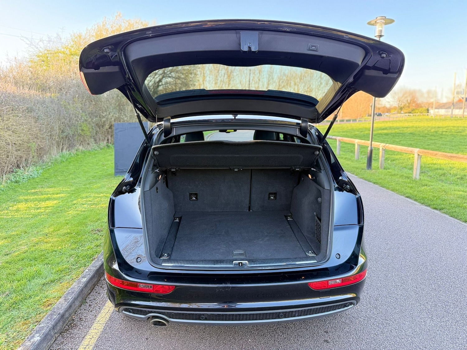 Used Audi Q5 2014 for sale - 77939285: Photo 47