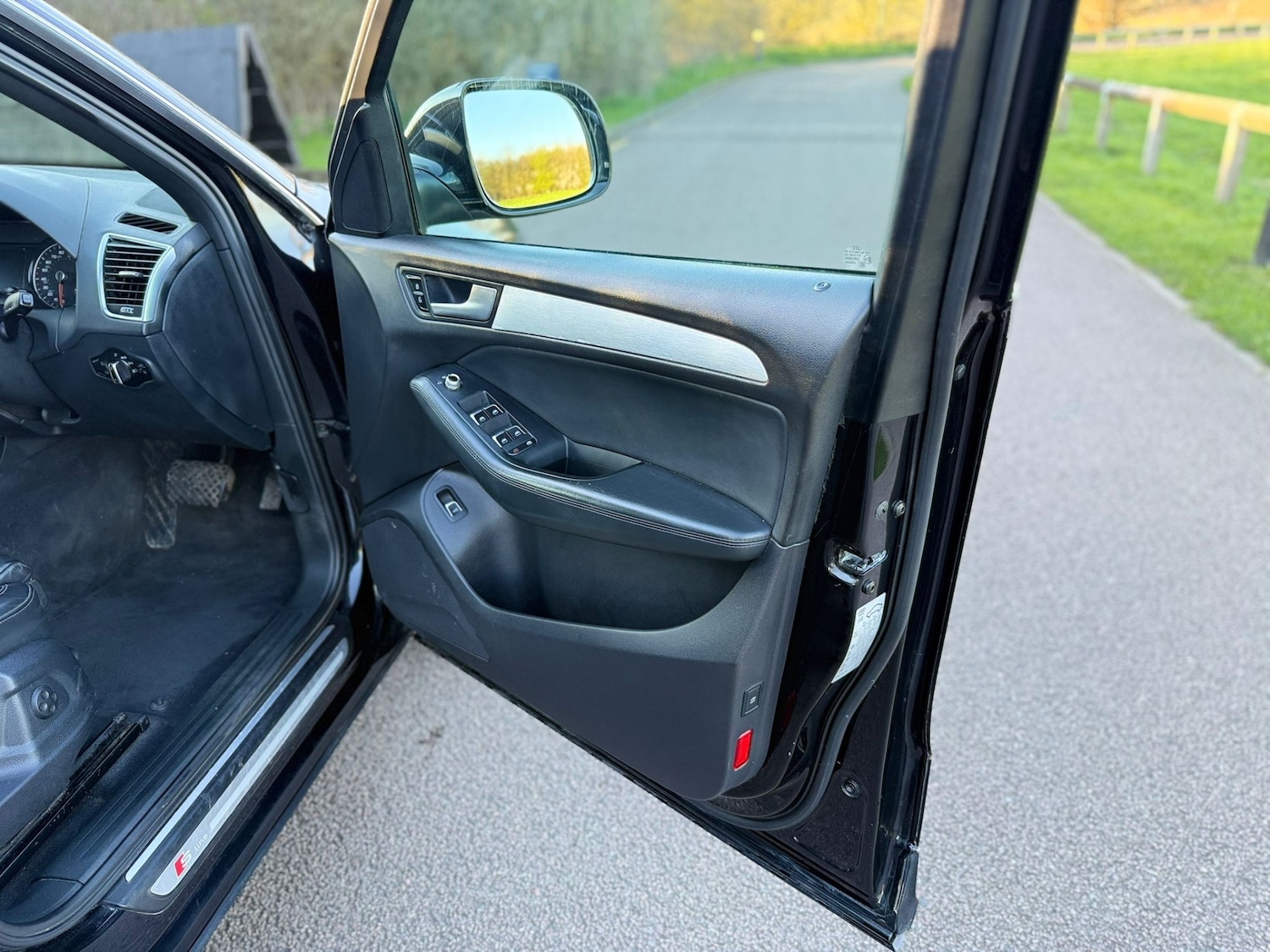 Used Audi Q5 2014 for sale - 77939285: Photo 48