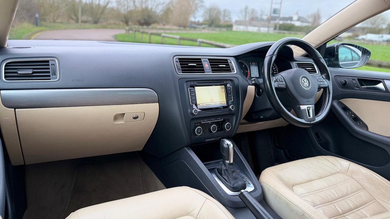 Used Volkswagen Jetta 2011 for sale - 77845423: Photo 13