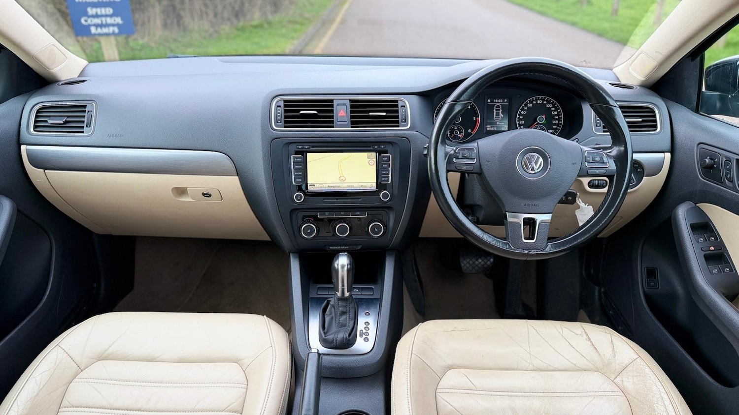 Used Volkswagen Jetta 2011 for sale - 77845423: Photo 14