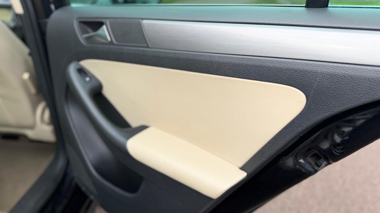 Used Volkswagen Jetta 2011 for sale - 77845423: Photo 16