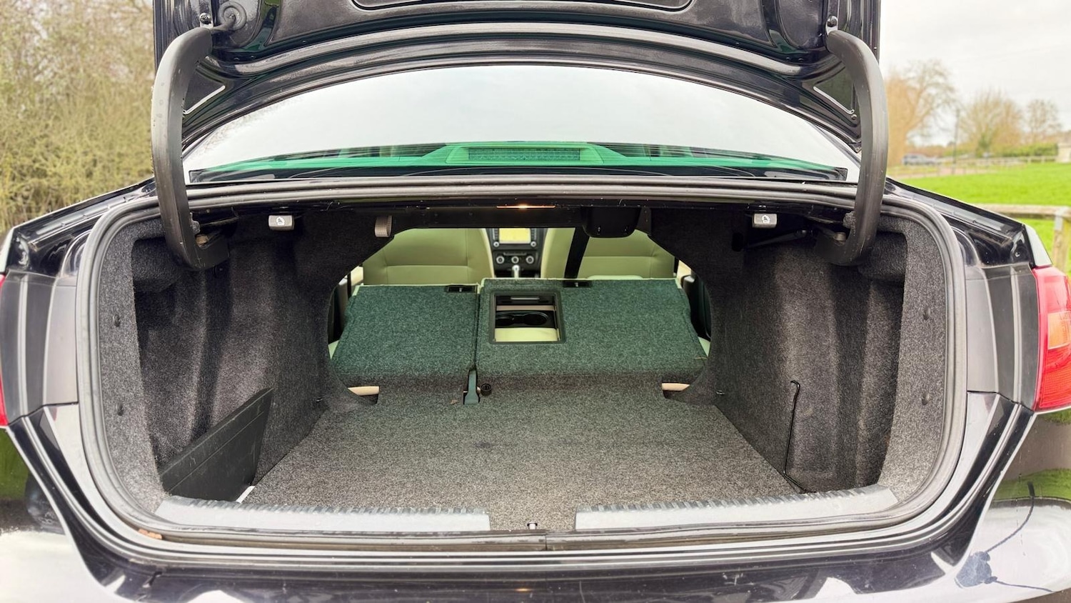 Used Volkswagen Jetta 2011 for sale - 77845423: Photo 20