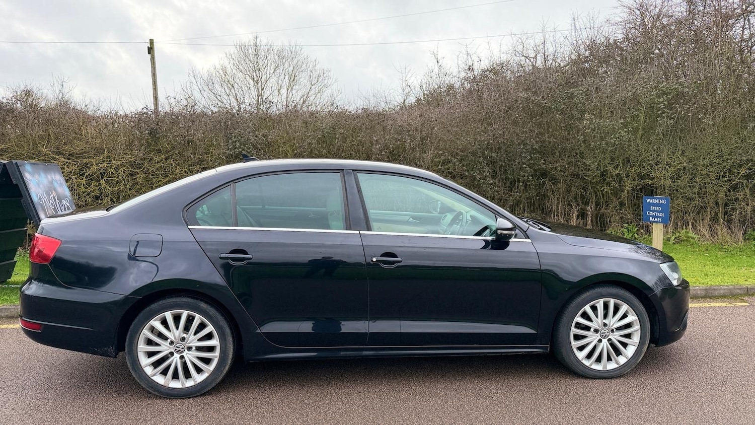 Used Volkswagen Jetta 2011 for sale - 77845423: Photo 8