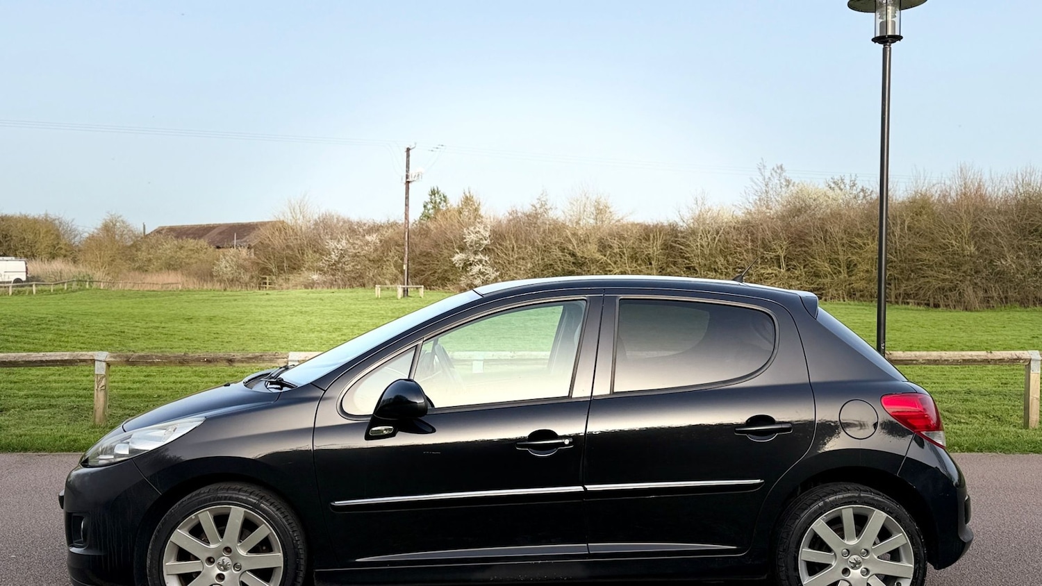 Used Peugeot 207 2011 for sale - 77845276: Photo 12