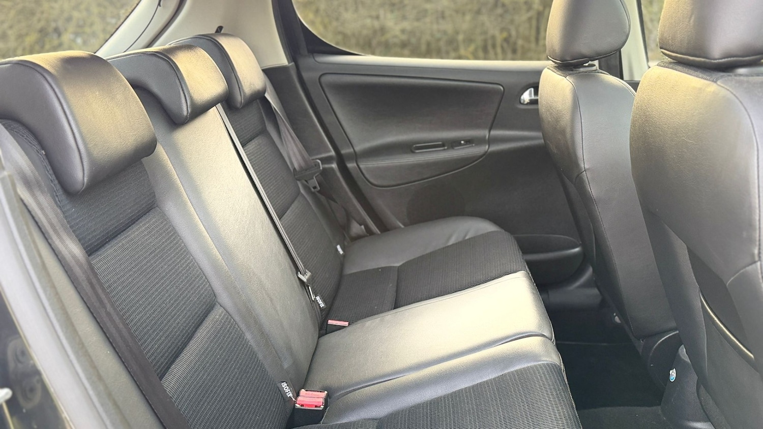 Used Peugeot 207 2011 for sale - 77845276: Photo 14