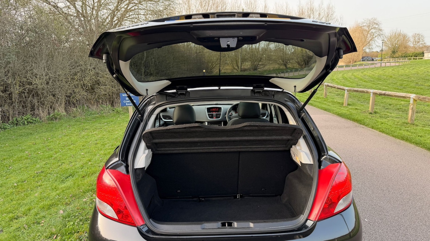 Used Peugeot 207 2011 for sale - 77845276: Photo 22