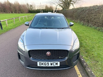 Used Jaguar E-Pace 2019 for sale - 76899249: Photo