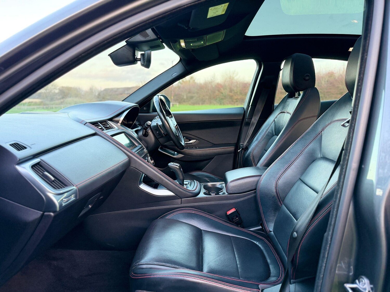 Used Jaguar E-Pace 2019 for sale - 76899249: Photo 55