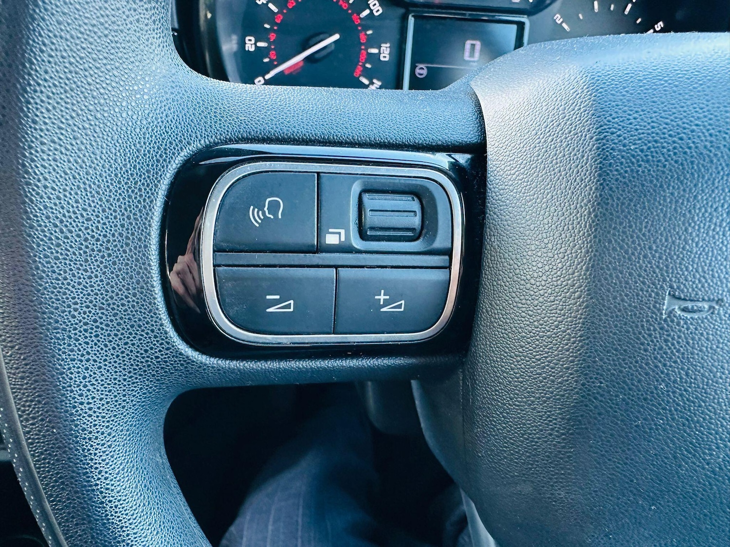 Used Citroen C3 for sale - 76689972: Photo 34