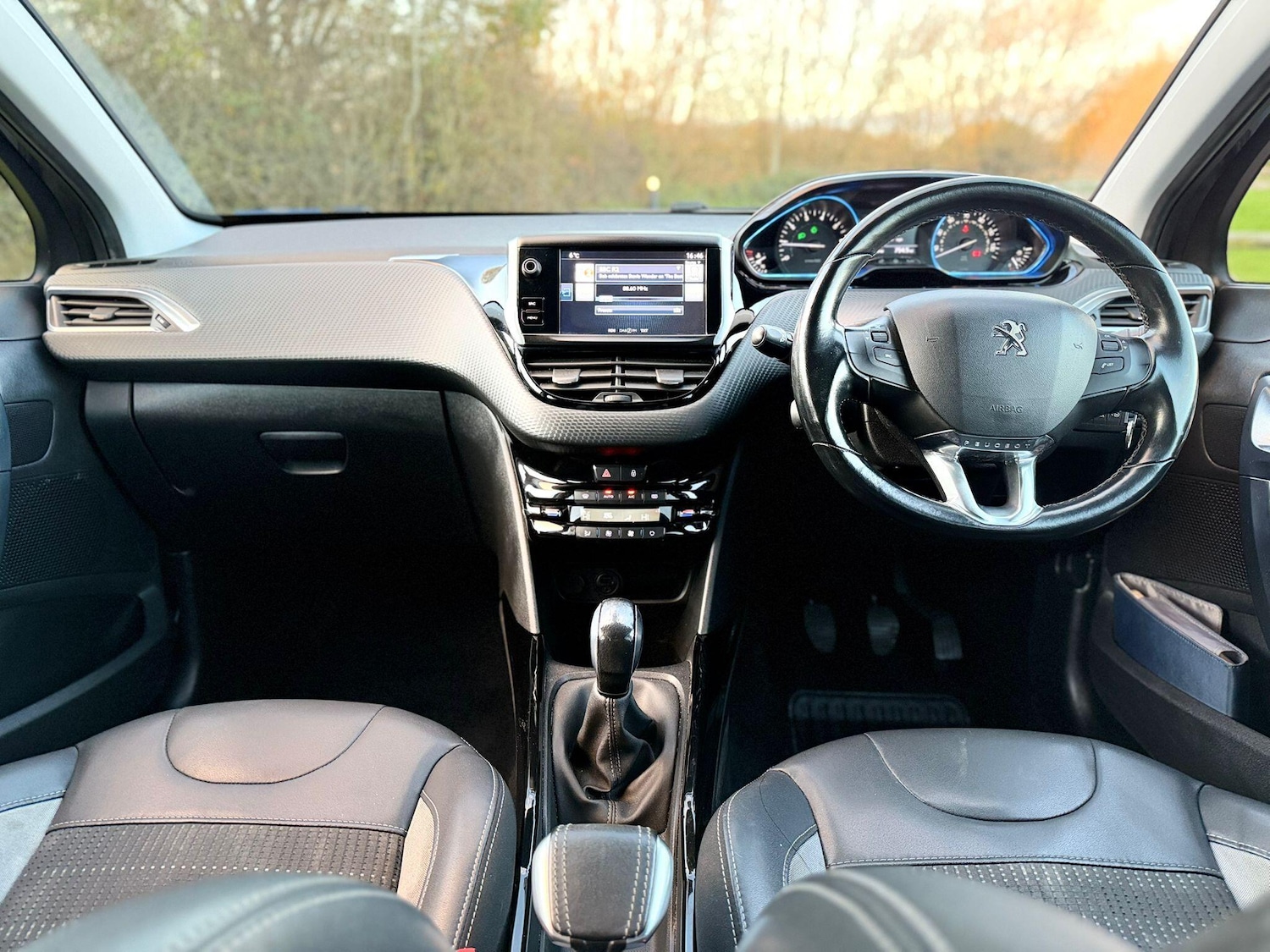 Used Peugeot 2008 2016 for sale - 76701747: Photo 25